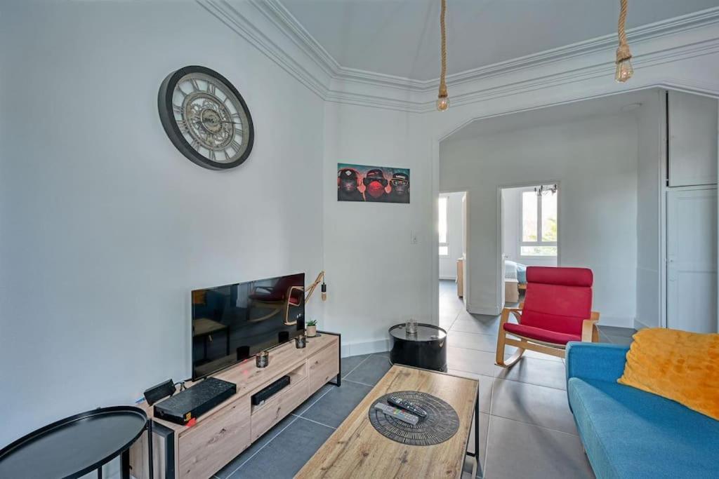 The Rooftop - Ac Clim - Wi-Fi - Parking Gratuit Dans La Rue Avignon Luaran gambar